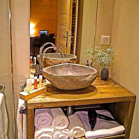 邸宅 Kawa, Luxurious And Ecological メリベル